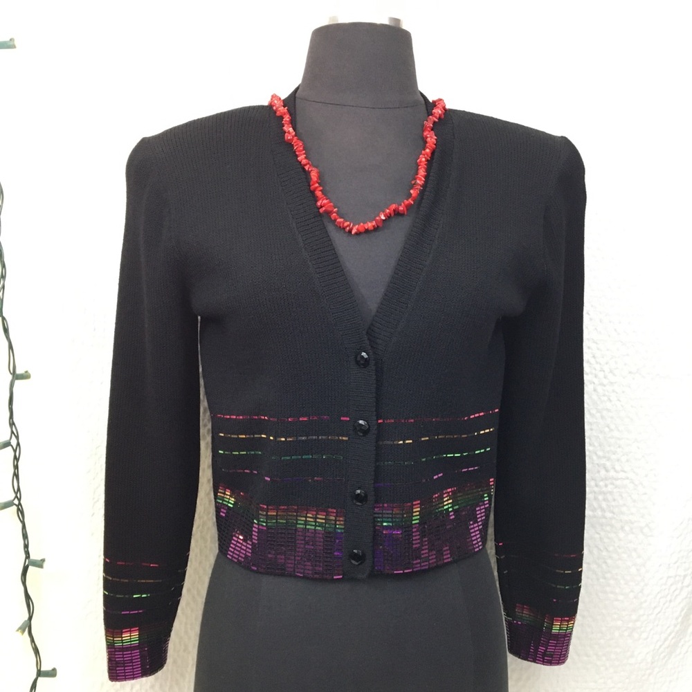 ST. JOHN Evening Crop Top Rainbow Flat Sequins Sz 2 - Picture 11 of 11